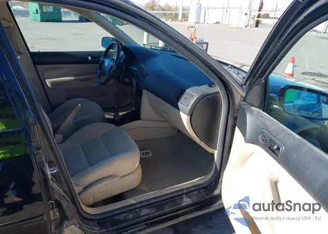 2001 Volkswagen Golf Gls Tdi from USA, damaged, VIN 9BWGP61JX14076829